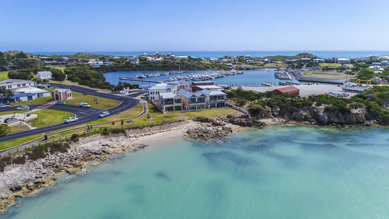 Aloha Waterfront Properties Robe Oda fotoğraf